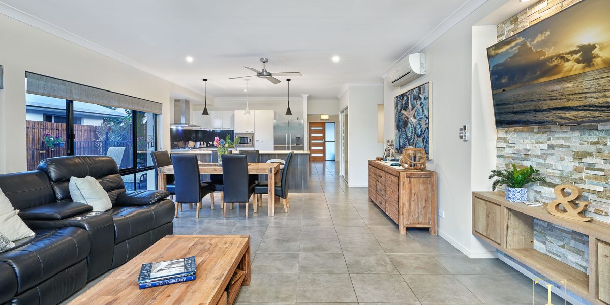 12 Thornborough Circuit, Smithfield, QLD 4878 AUS