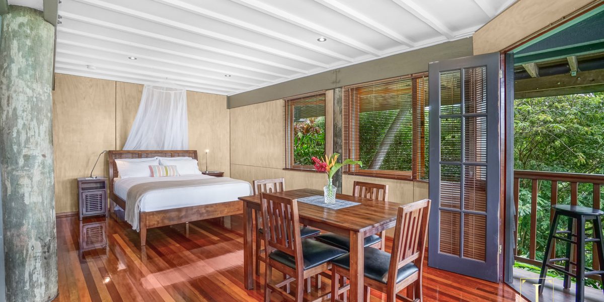 8 Saidor Close, Trinity Beach, QLD 4879 AUS