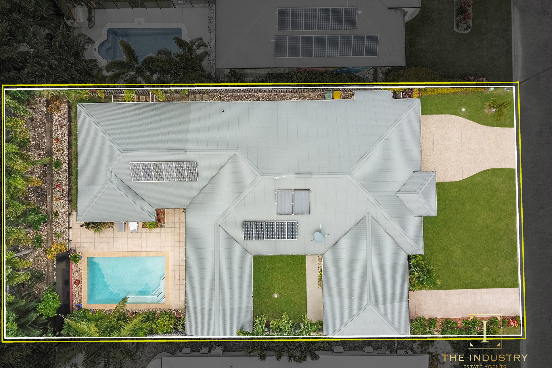 32 Lagoon Drive, Trinity Beach, QLD 4879 AUS