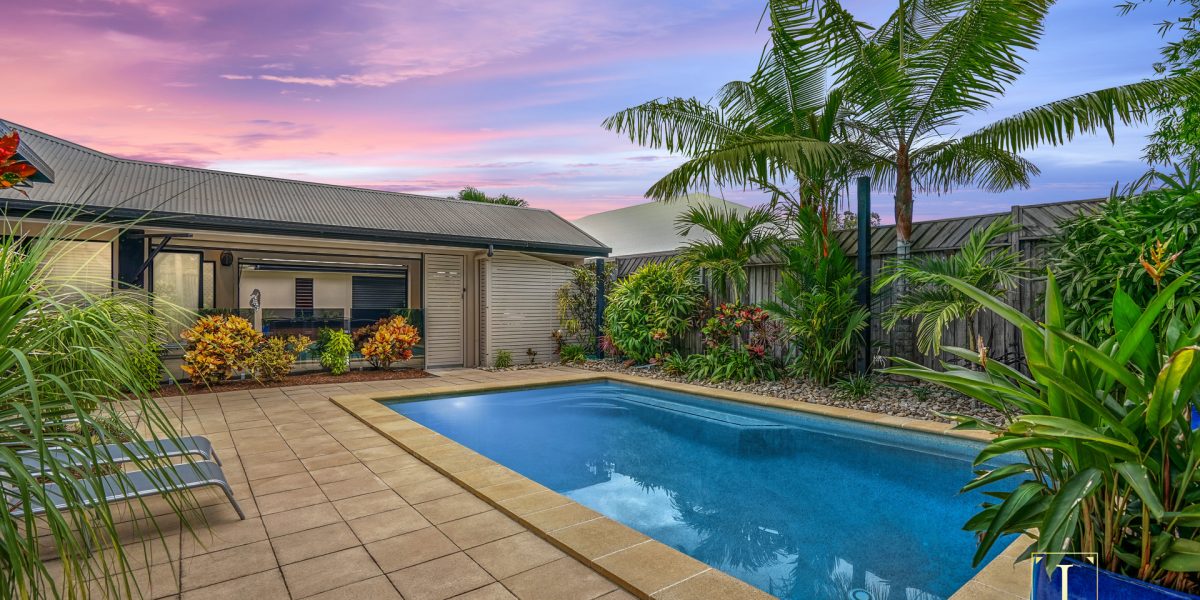 32 Lagoon Drive, Trinity Beach, QLD 4879 AUS
