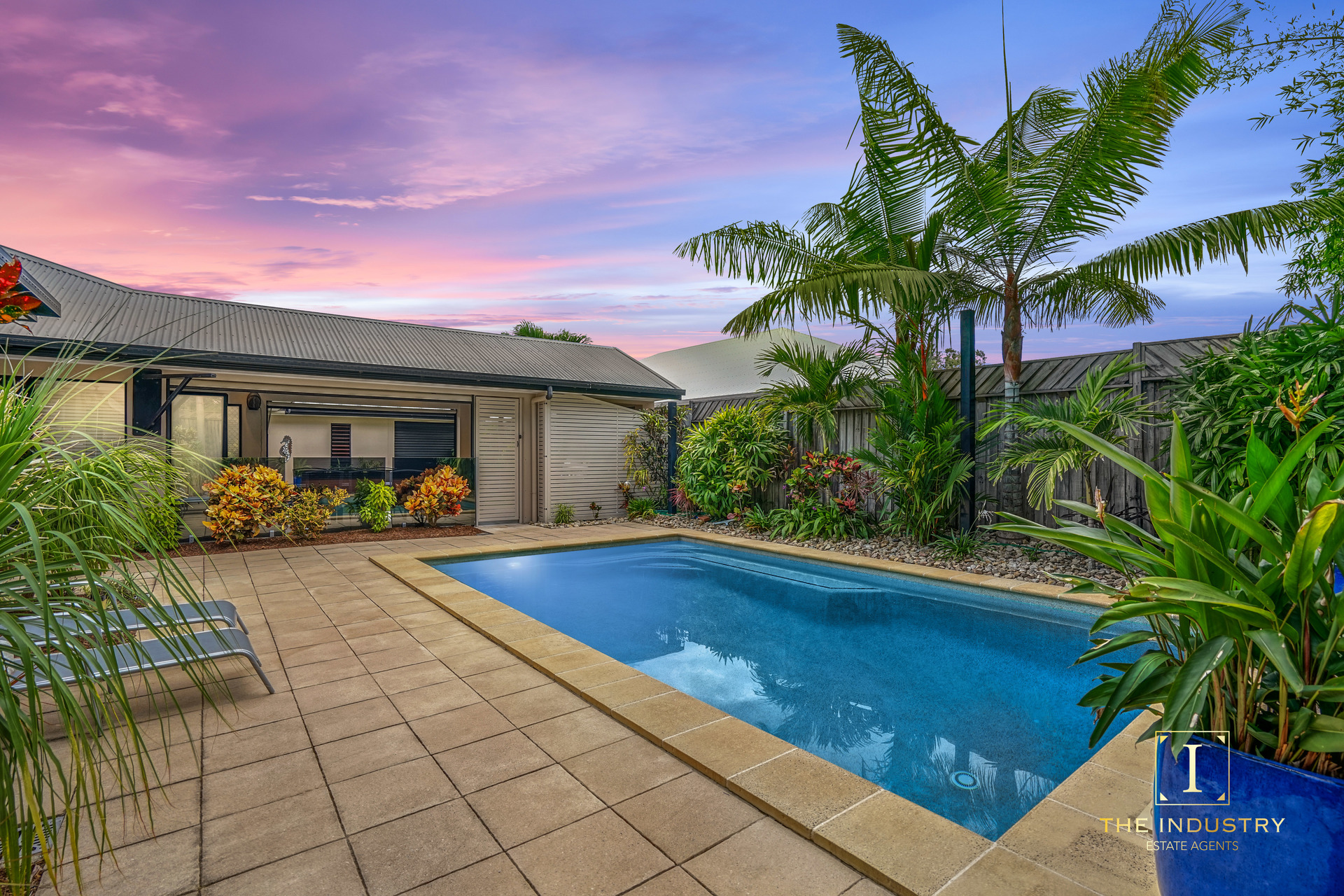 32 Lagoon Drive, Trinity Beach, QLD 4879 AUS