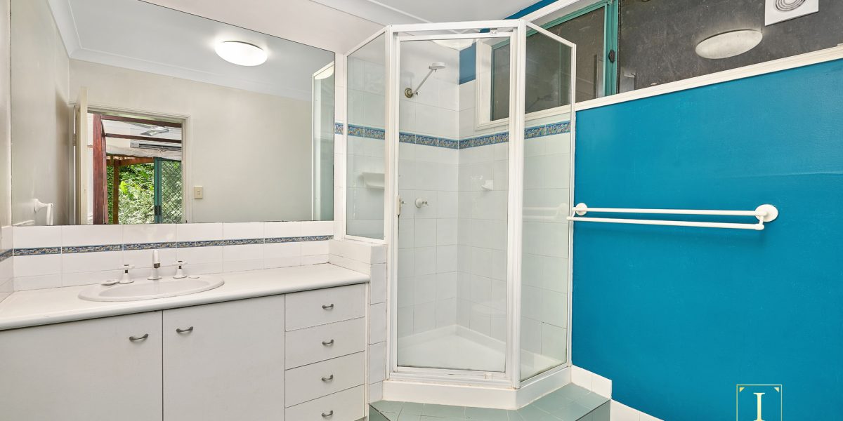 10 Licuala Close, Kamerunga, QLD 4870 AUS