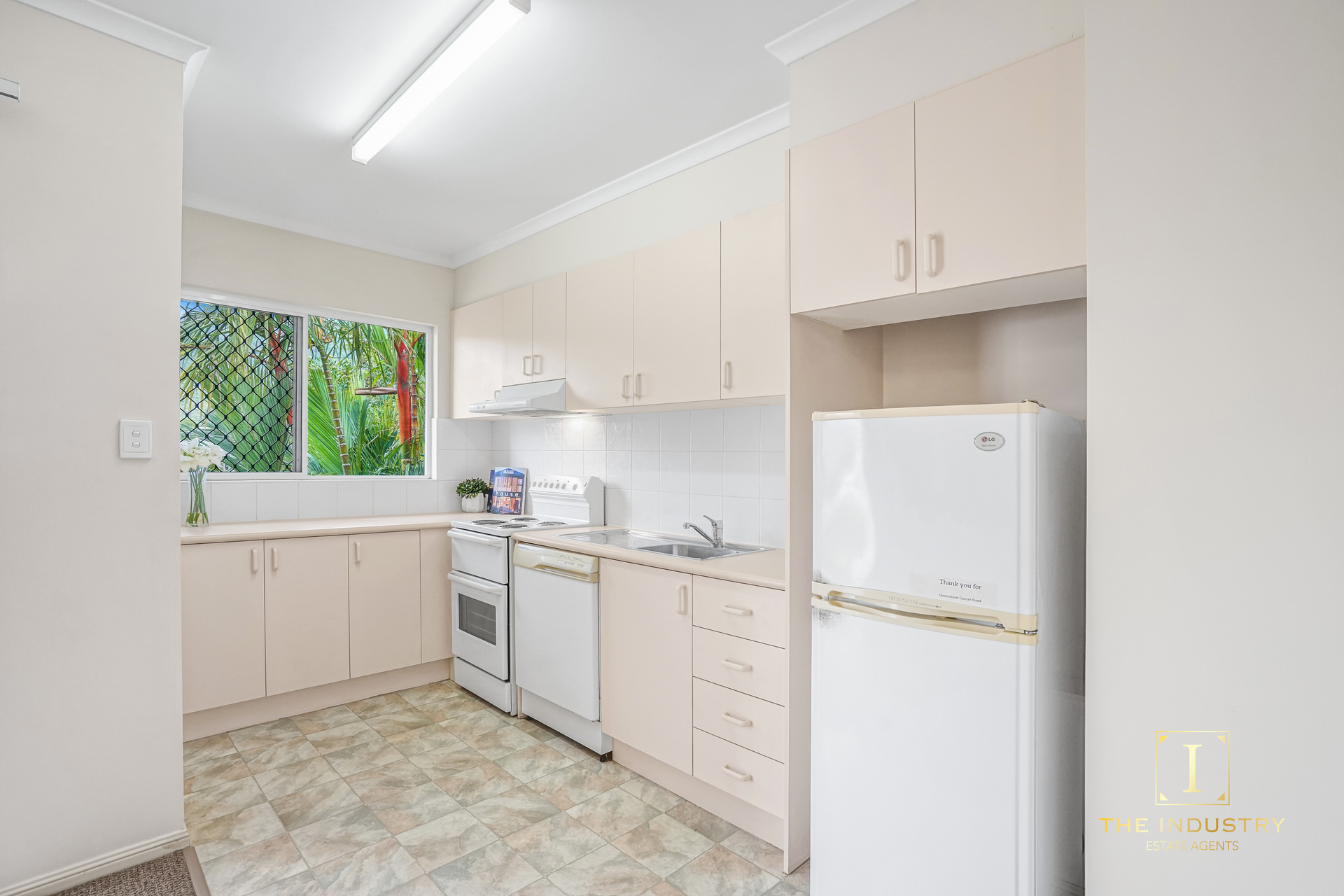 19/6-8 Faculty Close, Smithfield, QLD 4878 AUS