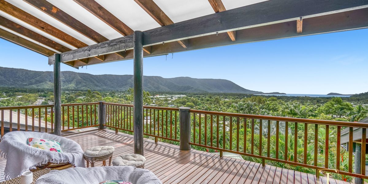 8 Saidor Close, Trinity Beach, QLD 4879 AUS