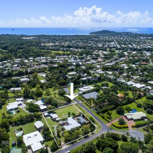 9-11 Joseph Banks Close, Kewarra Beach, QLD 4879 AUS
