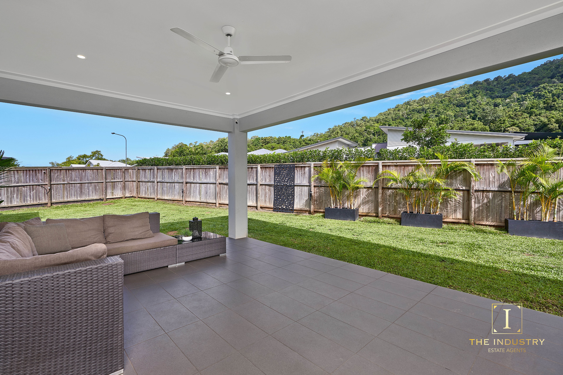 15 Whipbird Drive, Smithfield, QLD 4878 AUS