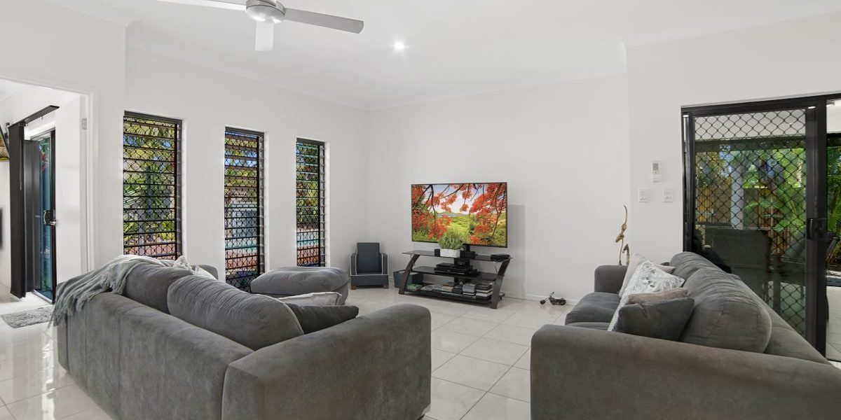 6 Redcap Bend, Trinity Park, QLD 4879 AUS