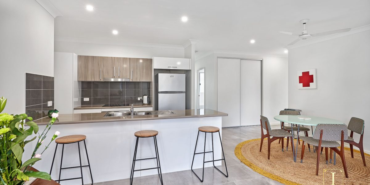 13 Tyson Place, Redlynch, QLD 4870 AUS