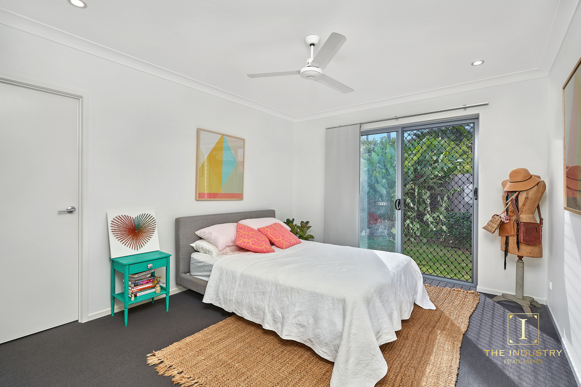 13 Tyson Place, Redlynch, QLD 4870 AUS