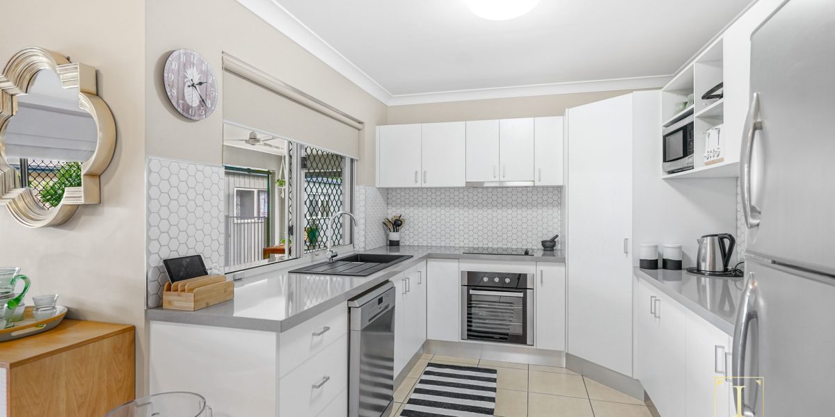 5 Altona Street, Bentley Park, QLD 4869 AUS
