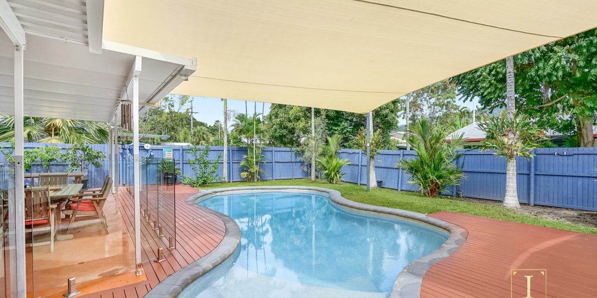 43 Trinity Beach Road, Trinity Beach, QLD 4879 AUS