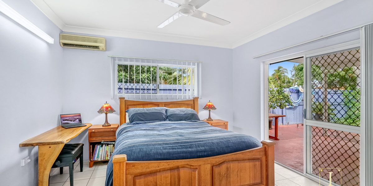 43 Trinity Beach Road, Trinity Beach, QLD 4879 AUS