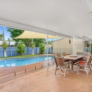43 Trinity Beach Road, Trinity Beach, QLD 4879 AUS