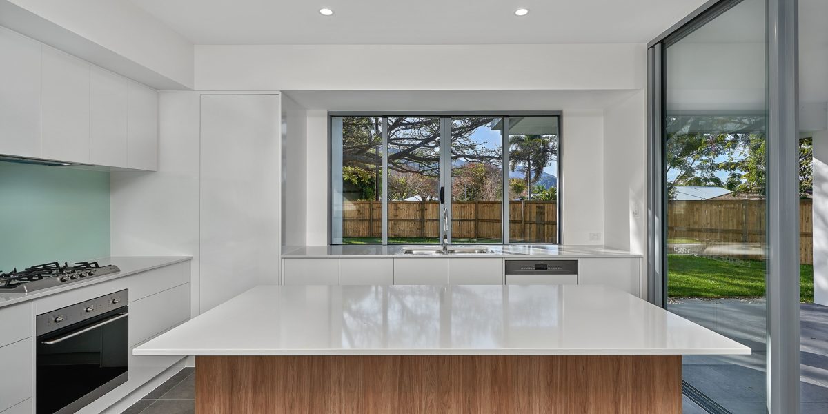 74A Moore Road, Kewarra Beach, QLD 4879 AUS