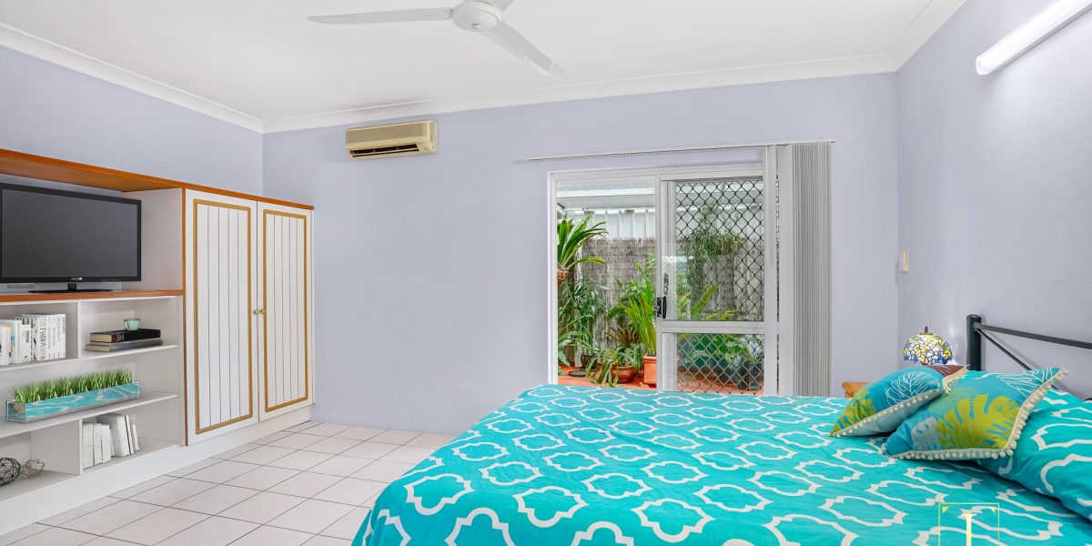 43 Trinity Beach Road, Trinity Beach, QLD 4879 AUS