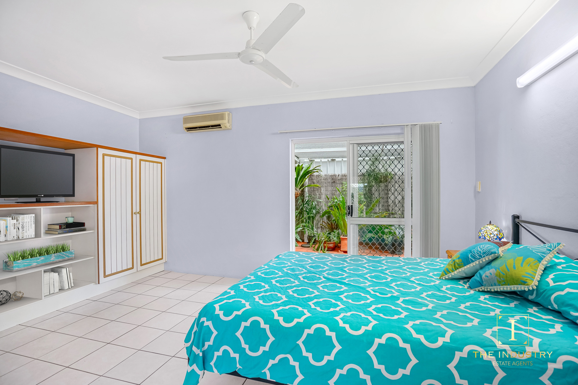 43 Trinity Beach Road, Trinity Beach, QLD 4879 AUS