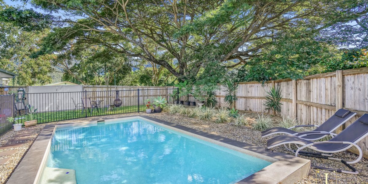 74A Moore Road, Kewarra Beach, QLD 4879 AUS