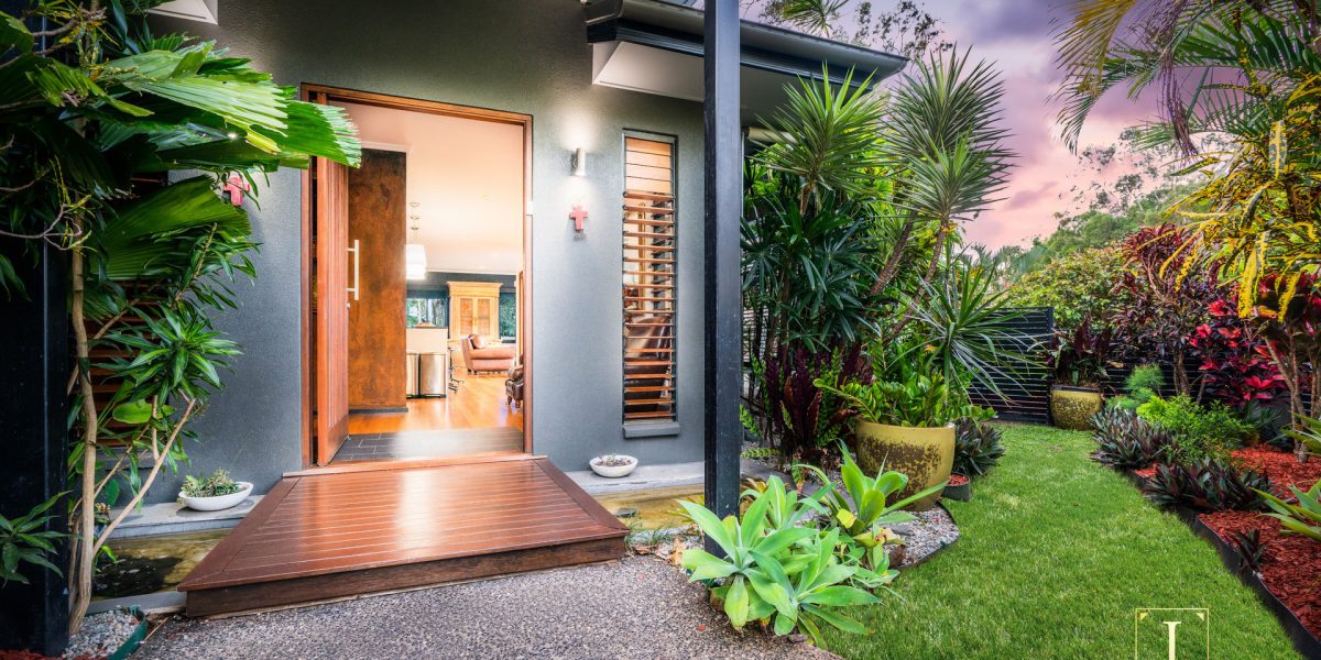 52 Leonard Street, Kewarra Beach, QLD 4879 AUS