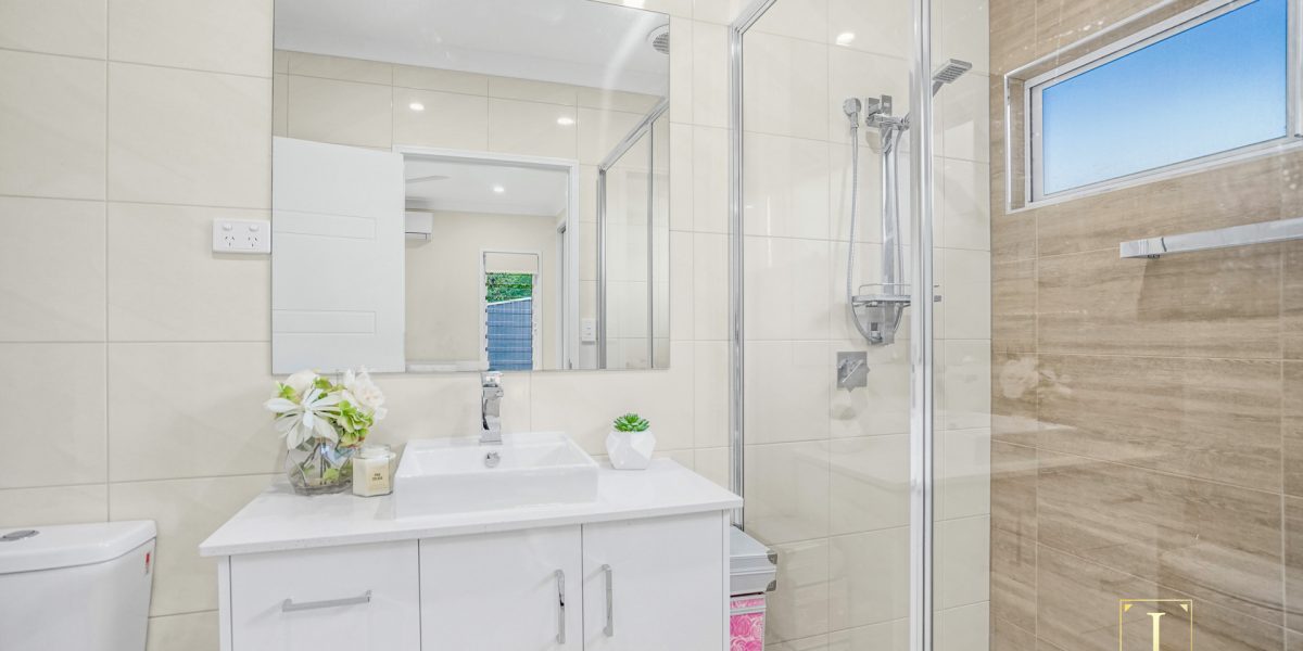 52 Seaways Street, Trinity Beach, QLD 4879 AUS