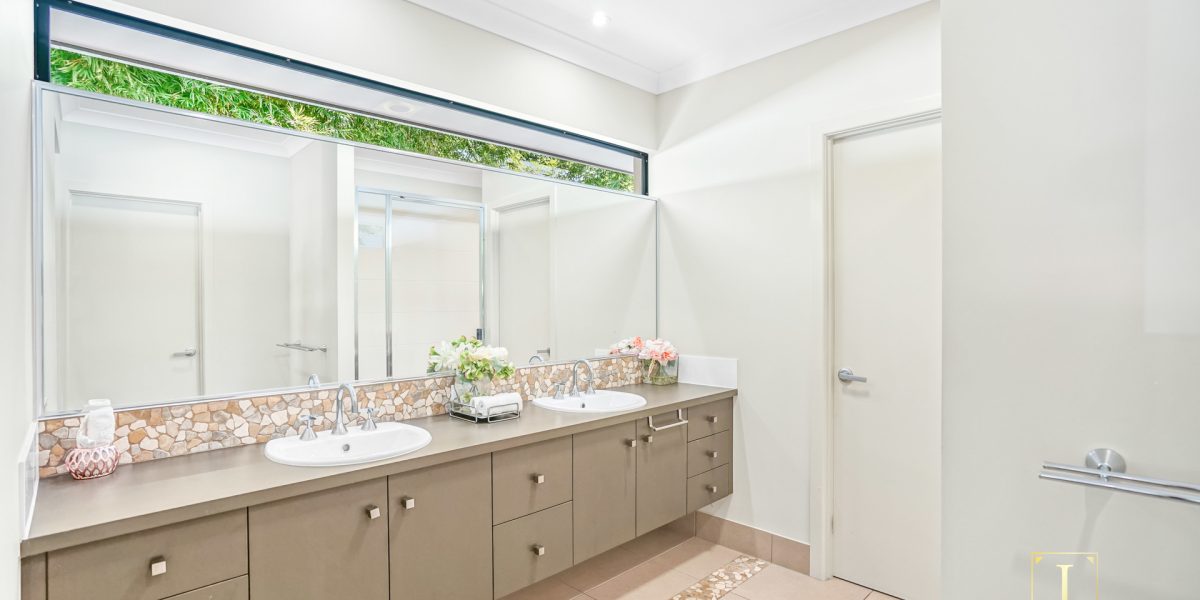 6 Lighthouse Court, Trinity Beach, QLD 4879 AUS