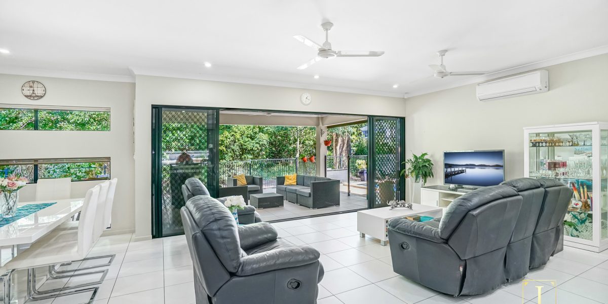 6 Lighthouse Court, Trinity Beach, QLD 4879 AUS