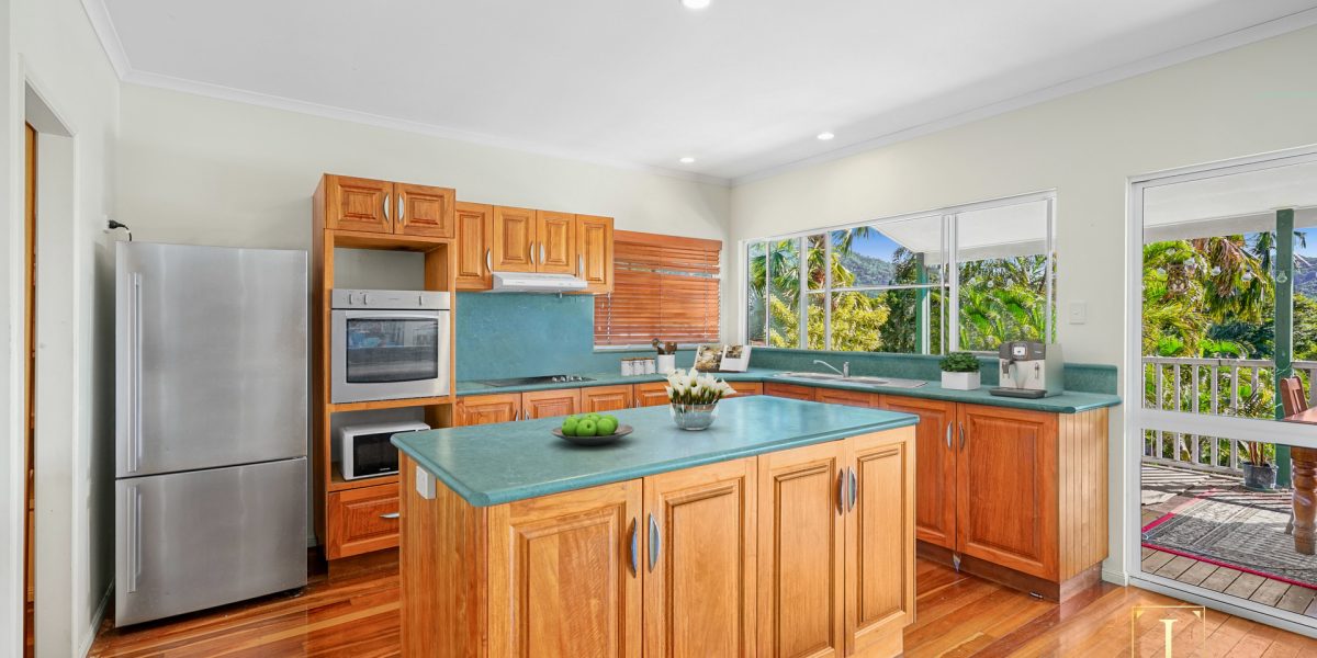 35 Anne Street, Smithfield, QLD 4878 AUS