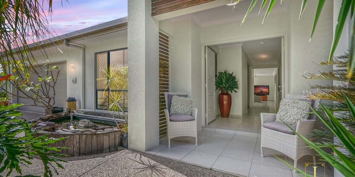 31 Lagoon Drive, Trinity Beach, QLD 4879 AUS