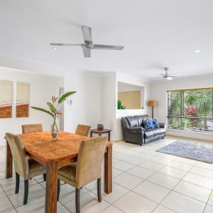 31 Lagoon Drive, Trinity Beach, QLD 4879 AUS