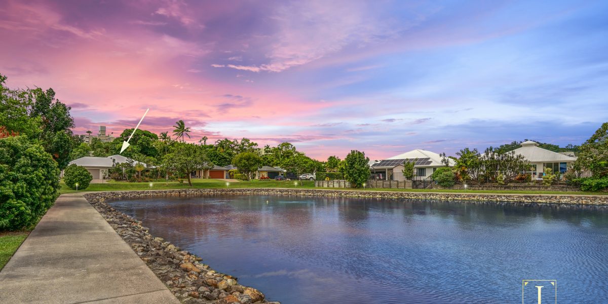 31 Lagoon Drive, Trinity Beach, QLD 4879 AUS