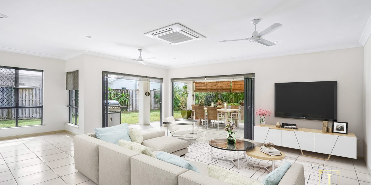 31 Lagoon Drive, Trinity Beach, QLD 4879 AUS