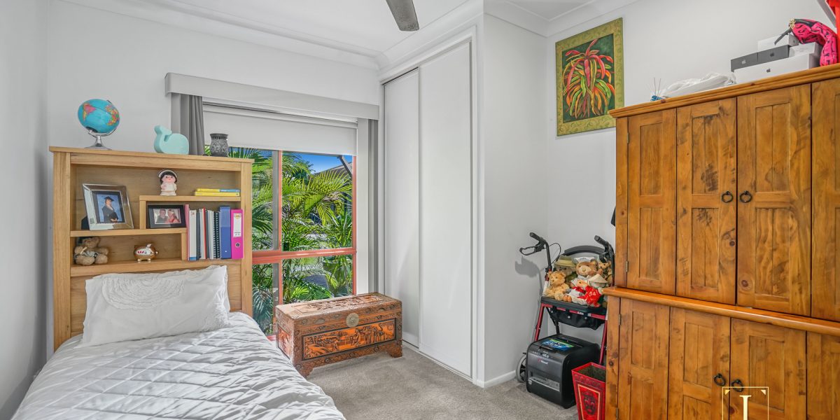 6 Whale Close, Kewarra Beach, QLD 4879 AUS