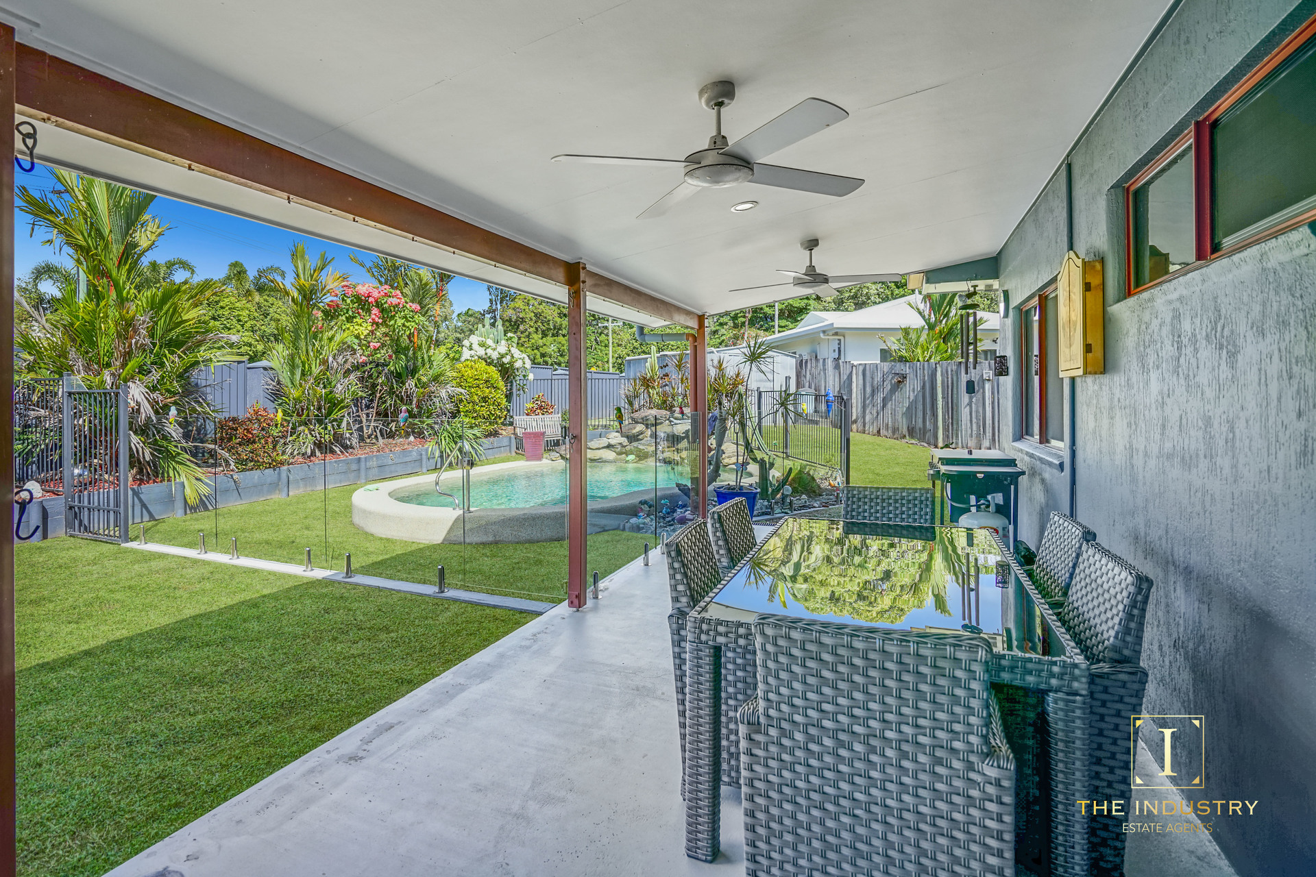 6 Whale Close, Kewarra Beach, QLD 4879 AUS