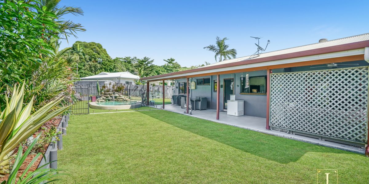 6 Whale Close, Kewarra Beach, QLD 4879 AUS