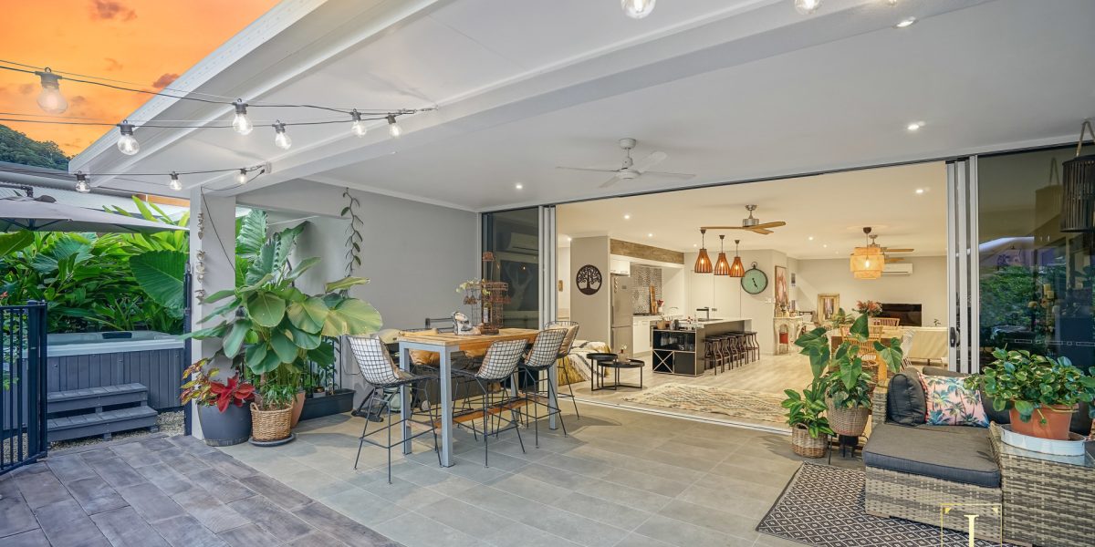 54 Seaways Street, Trinity Beach, QLD 4879 AUS
