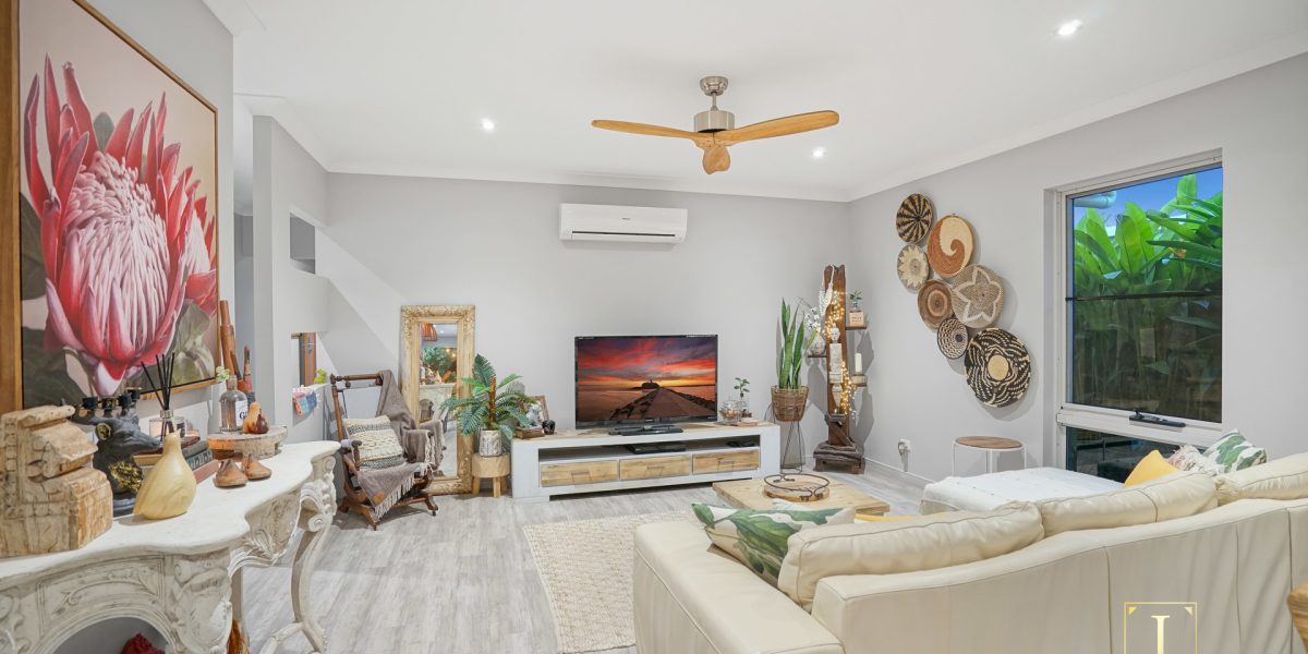 54 Seaways Street, Trinity Beach, QLD 4879 AUS