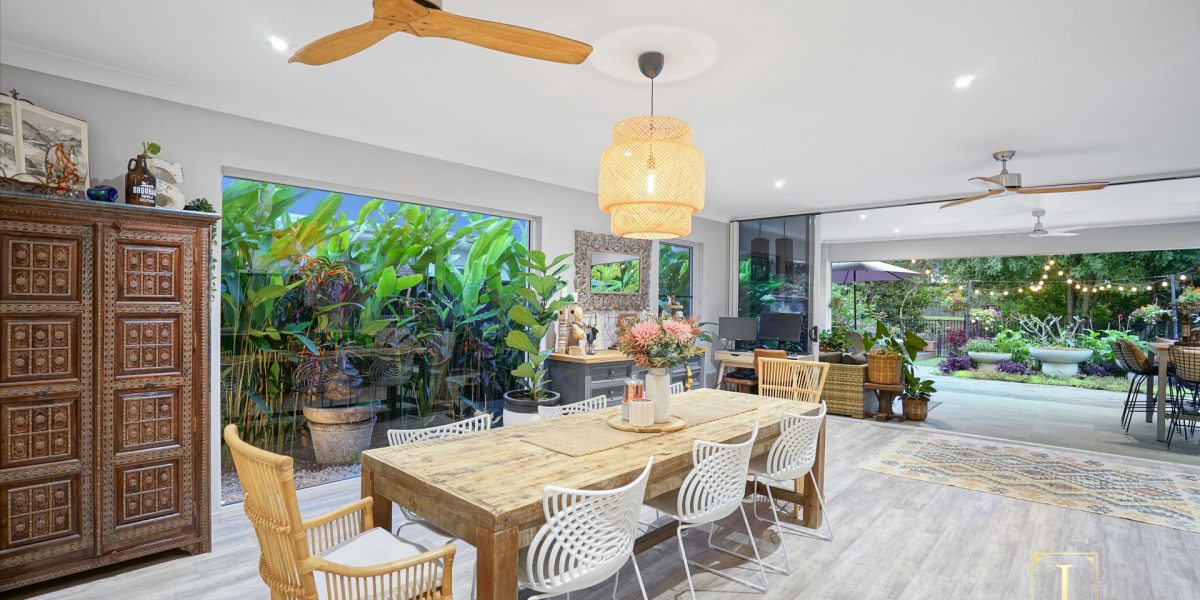54 Seaways Street, Trinity Beach, QLD 4879 AUS