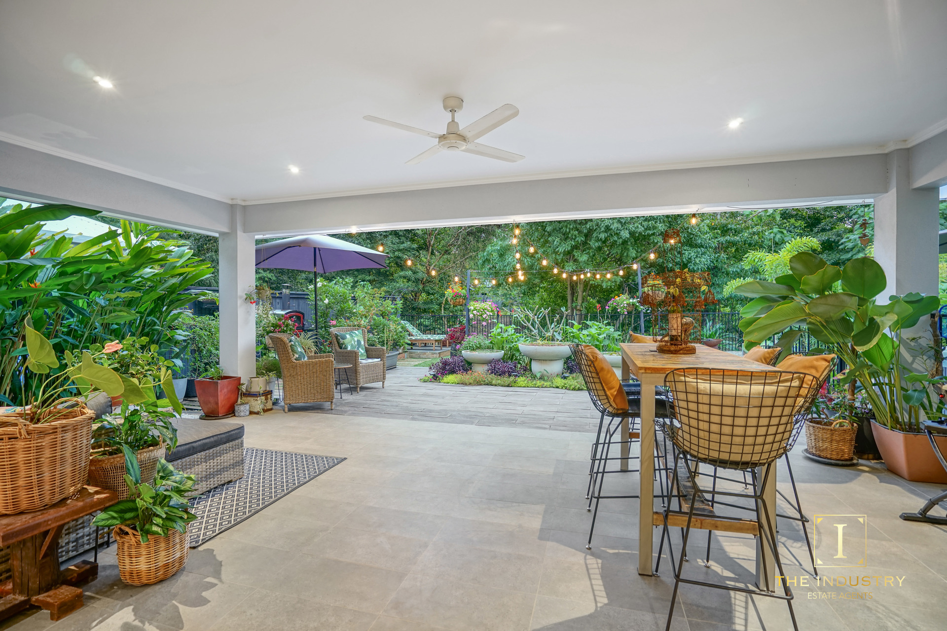 54 Seaways Street, Trinity Beach, QLD 4879 AUS