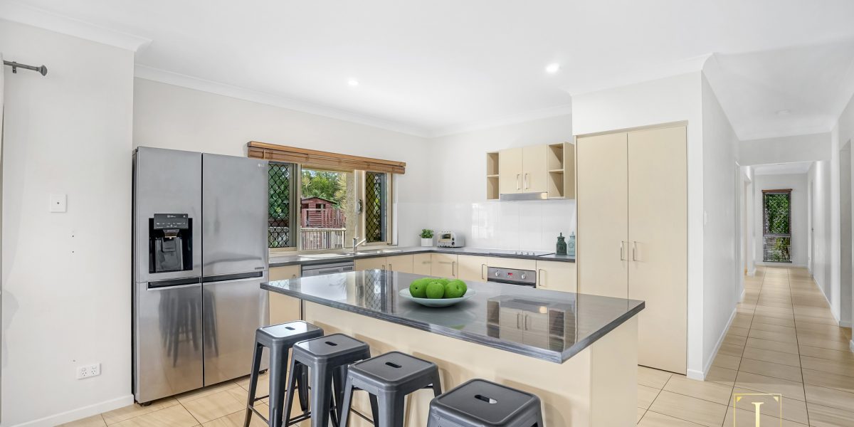 19 Norwood Crescent, Trinity Park, QLD 4879 AUS