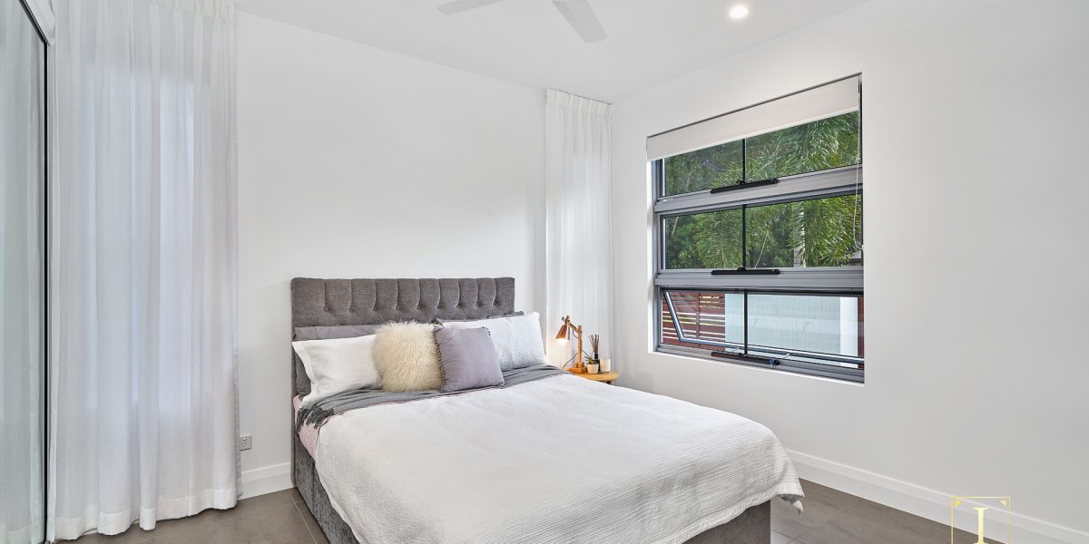 15 Aurelia Road, Palm Cove, QLD 4879 AUS