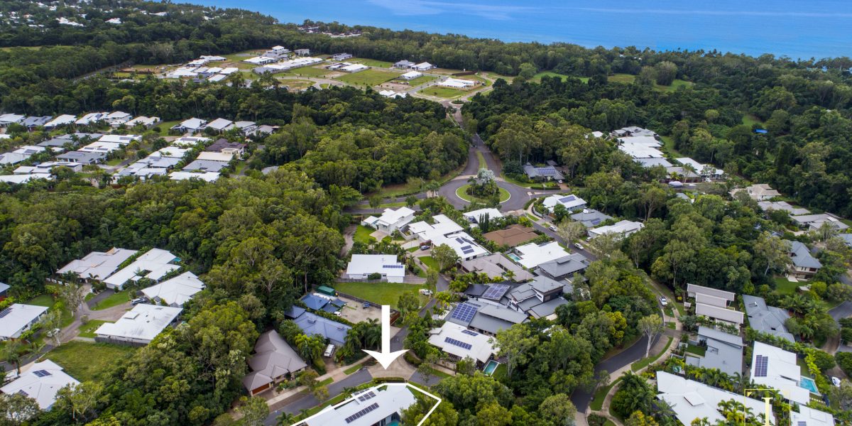 15 Aurelia Road, Palm Cove, QLD 4879 AUS