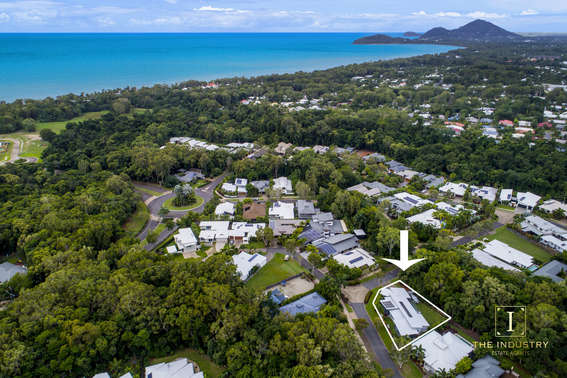 15 Aurelia Road, Palm Cove, QLD 4879 AUS