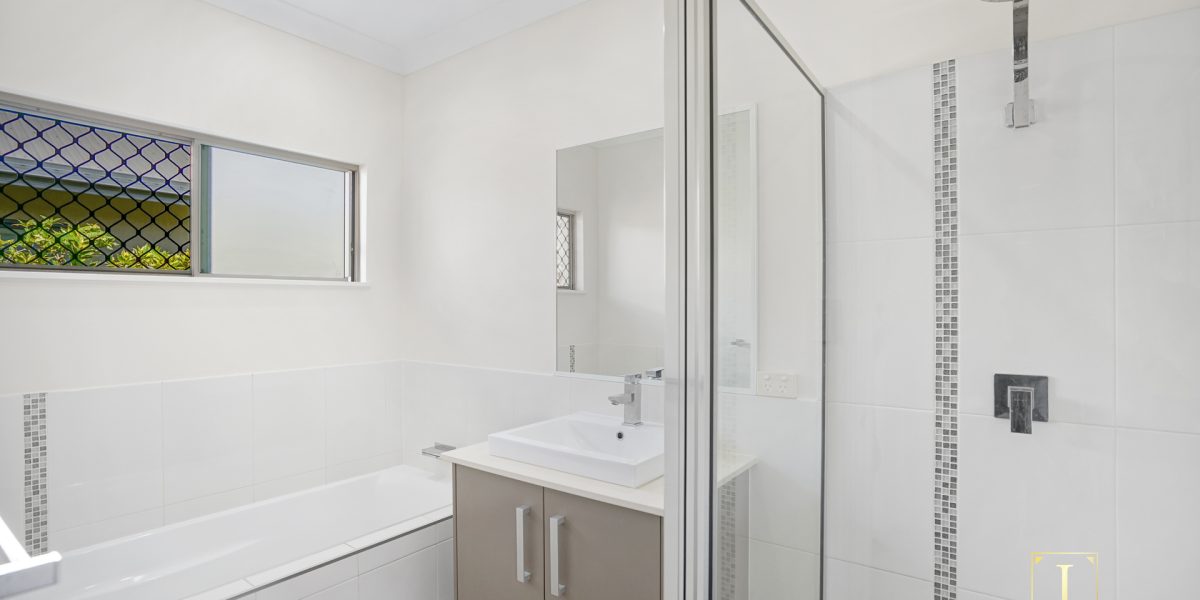 9 Norwood Circuit, Trinity Park, QLD 4879 AUS
