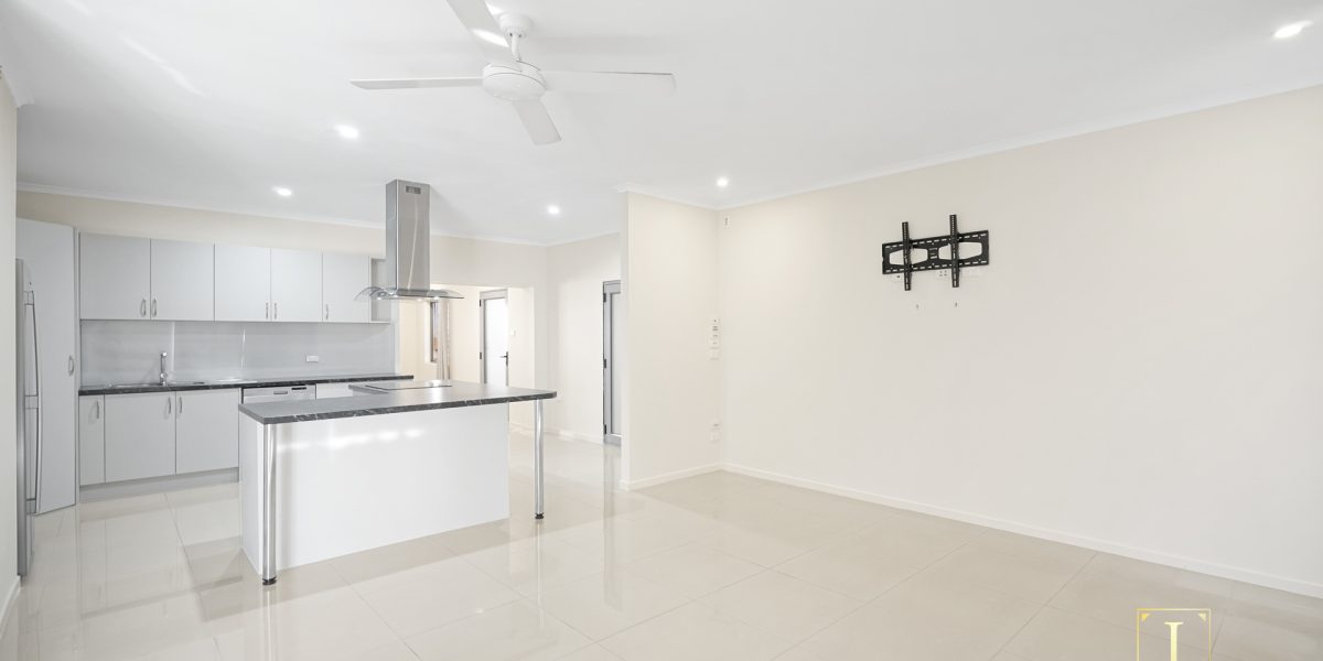1/7 Academy Close, White Rock, QLD 4868 AUS