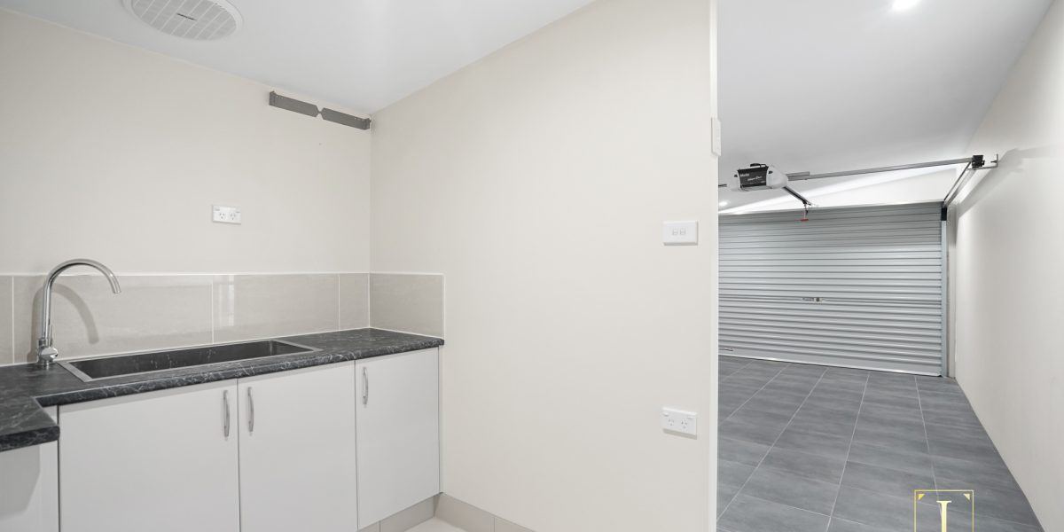 1/7 Academy Close, White Rock, QLD 4868 AUS