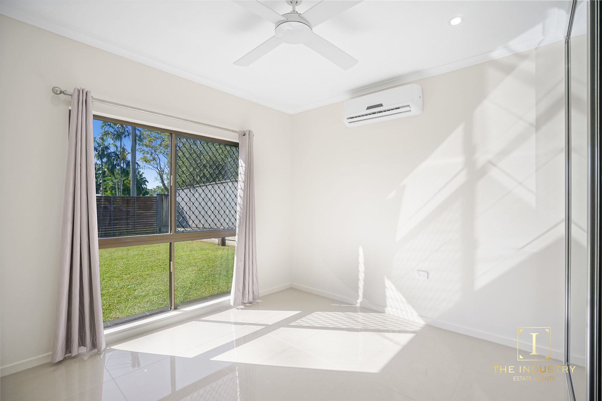 1/7 Academy Close, White Rock, QLD 4868 AUS