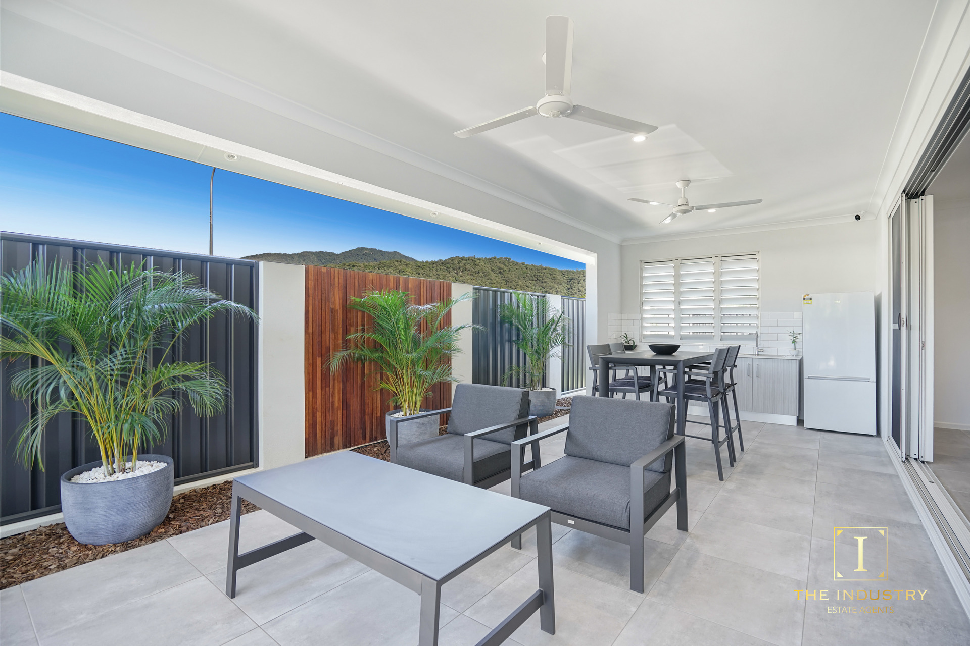 94 Seaways Street, Trinity Beach, QLD 4879 AUS