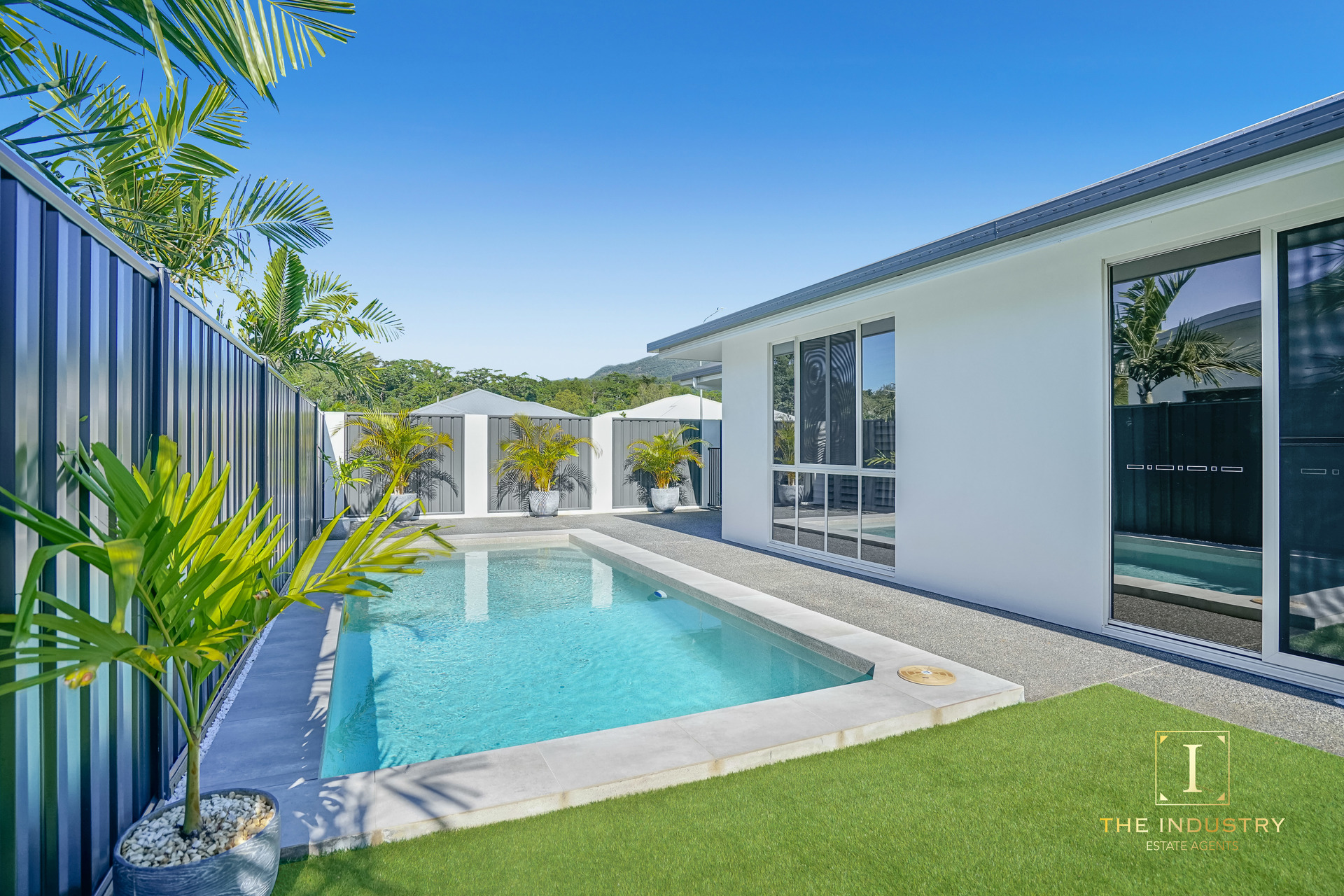 94 Seaways Street, Trinity Beach, QLD 4879 AUS