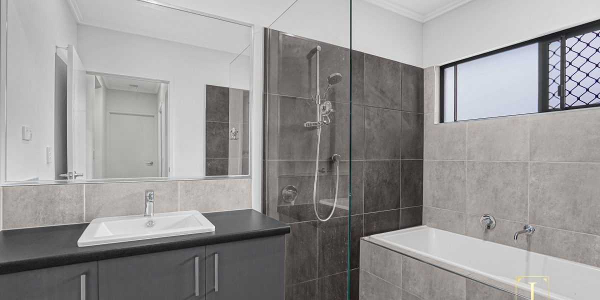 36 Elderberry Avenue, Bentley Park, QLD 4869 AUS