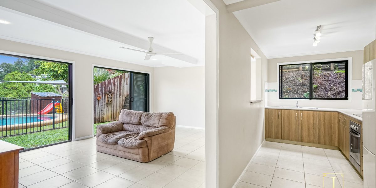 31 Mayflower Street, Mount Sheridan, QLD 4868 AUS
