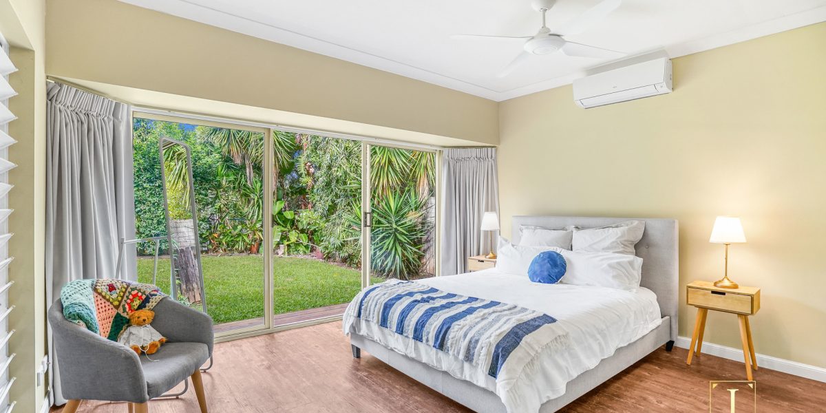 10 Lookout Terrace, Trinity Beach, QLD 4879 AUS